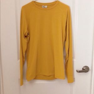 Yellow t shirt
